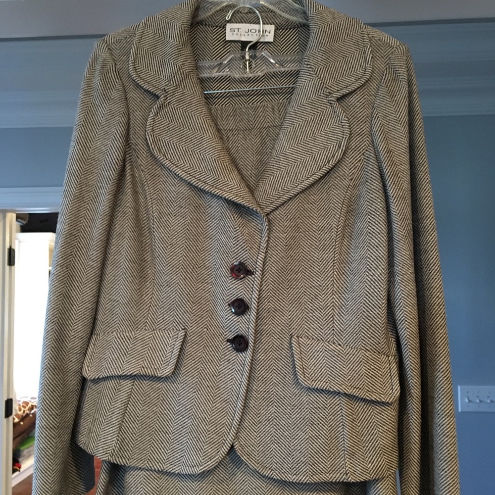 St John suit